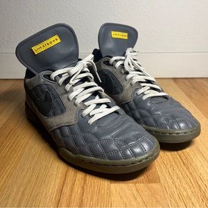 Nike Air Zoom Tiempo Livestrong Mens 7 / Wmns 8.5